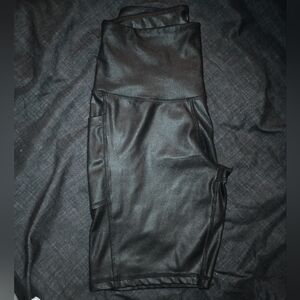 ✨FREE✨ High Rise Biker Shorts